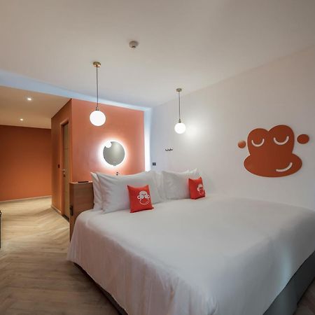 Blu Monkey Hub And Hotel Bangsaen Exterior photo